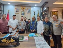 Kapolri Mengharapkan PWI Segera Bersatu Kembali