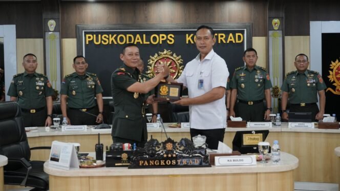 
 Perum BULOG dan Kostrad Perkuat Sinergi  Distribusi Pangan Jaga Stabilisasi Harga dan Pasokan