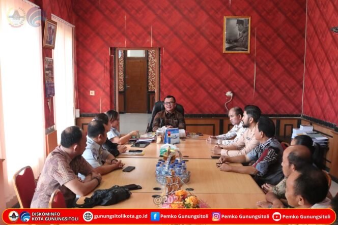 
 Wali Kota Gunungsitoli Terima Kunjungan UPTD Pengelolaan Pendapatan Daerah Provinsi Sumatera Utara untuk Optimalisasi Pajak Kendaraan