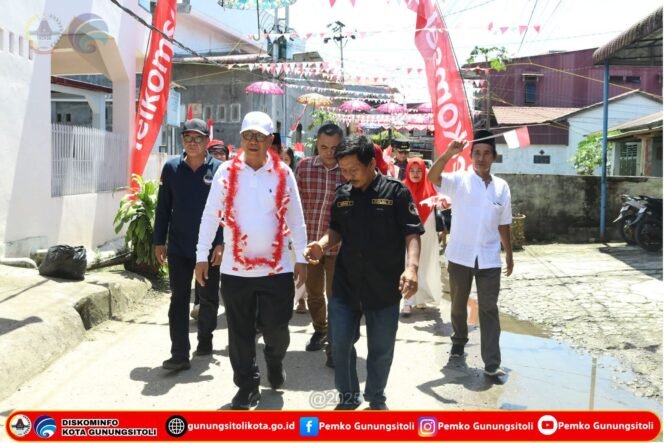 
 Wakil Wali Kota Gunungsitoli Tinjau Lomba Kebersihan Kelurahan Ilir