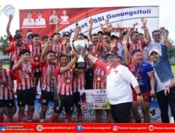 Wali Kota Gunungsitoli Saksikan Laga Final Piala PSSI Sekaligus Serahkan Hadiah Kepada Para Juara