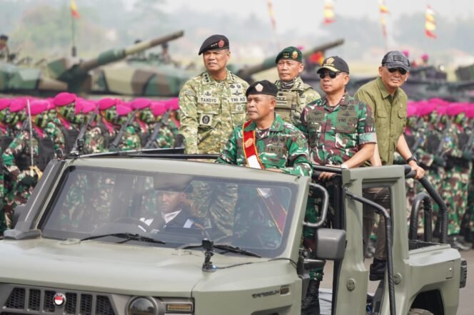 
 Panglima TNI dan Menhan RI Tinjau  Geladi Bersih Upacara Gelar Pasukan Operasional dan Kehormatan Militer