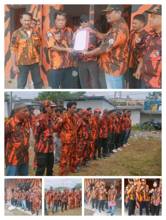 
 Penyerahan SK Komandan Koti Di Kantor PP MPC Rokan Hulu, Yang Di Serahkan Langsung Oleh Ketua PP MPC Bung Sahmadi Malau