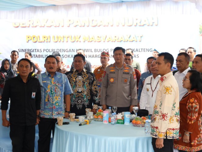 
 Kick-Off Gerakan Pangan Murah Bersama Bulog, Kapolda Kalteng: Wujud Nyata Polri Untuk Masyarakat
