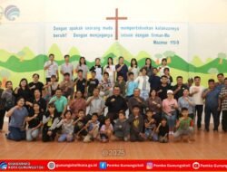 Wali Kota Gunungsitoli Serahkan Tali Asih dan Dorong Pemberdayaan Anak Panti Asuhan