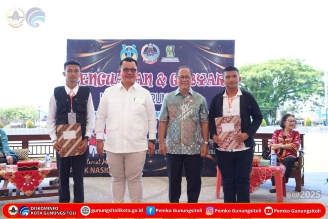 
 Wali Kota Gunungsitoli Buka Gebyar Lomba Forum Anak 2025 Wujudkan Anak Hebat Menuju Indonesia Emas