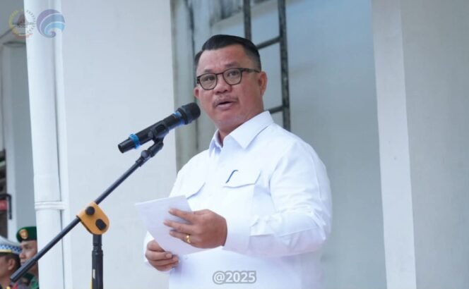 
 Wali Kota Gunungsitoli Pimpin Upacara Peringatan Hari Perhubungan Nasional 2025