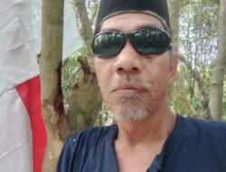 ELANG WAKTU DIANGKUT YAYASAN GAMBUT KE PENEMPOL ( Kampong Nelayan Tradisional Dumai Tanpa Listrik Tanpa Signal)