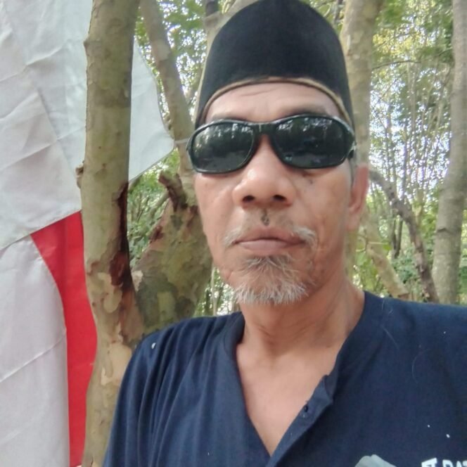 
 ELANG WAKTU DIANGKUT YAYASAN GAMBUT KE PENEMPOL  ( Kampong Nelayan Tradisional Dumai Tanpa Listrik Tanpa Signal)