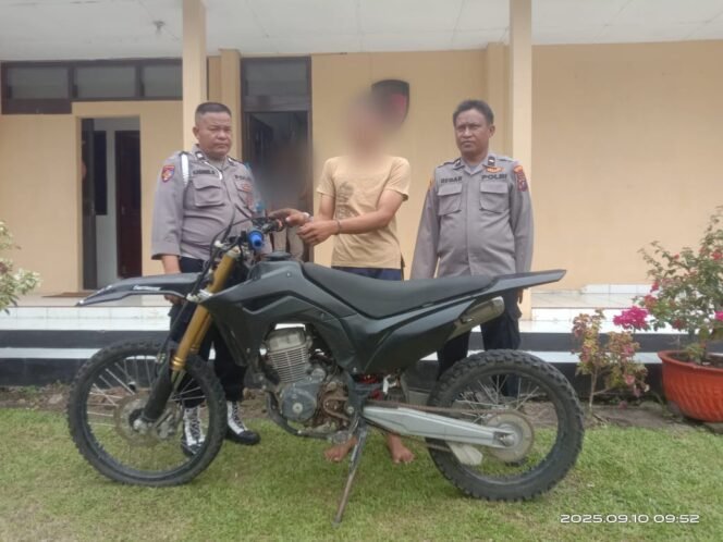 
 Polsek Tanah Jawa Hadirkan Keadilan untuk Masyarakat, Berhasil Tangkap Pelaku Pencurian Sepeda Motor