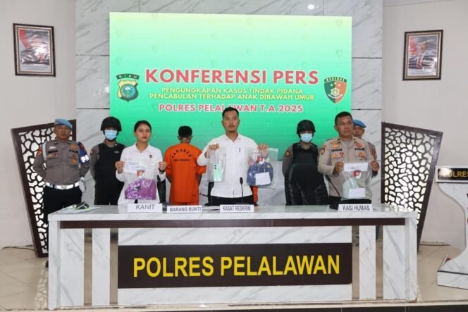 
 Satreskrim  Polres Pelalawan Meringkus Seorang Diduga Pelaku Cabuli Anak Tirinya