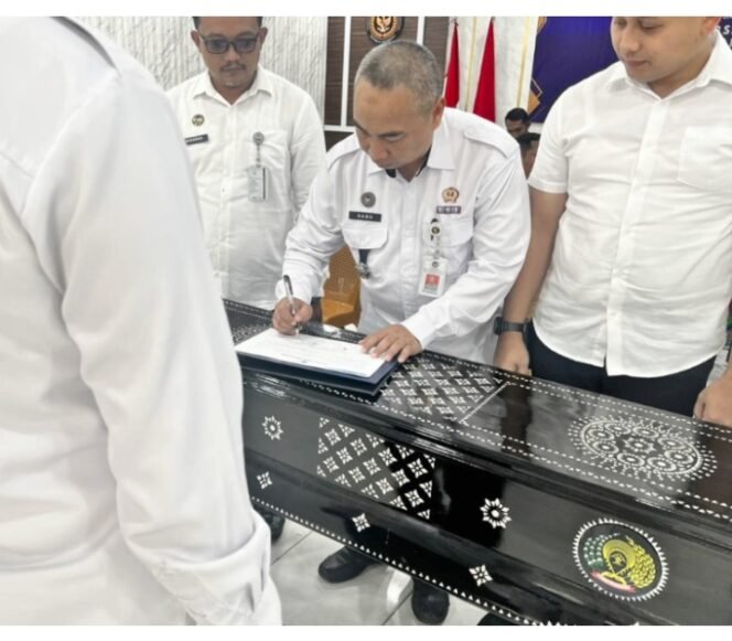 
 Wujudkan Lapas Bersih, Lapas Pasir Pangaraian Teken Komitmen Anti Narkoba dan Hp