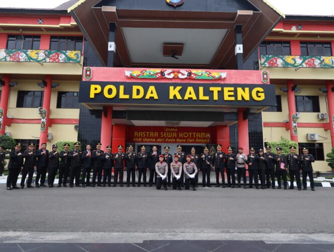 
 Peringati Hari Sumpah Pemuda ke-97, Polda Kalteng Gelar Upacara Bendera