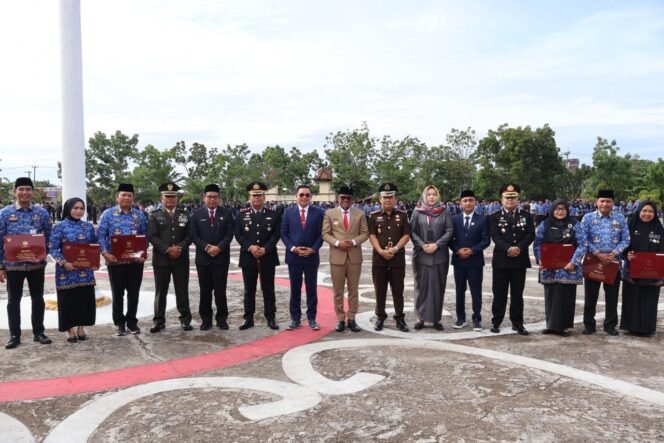 
 Pemkab Pelalawan Gelar Upacara Peringatan Hari Pahlawan Tahun 2025