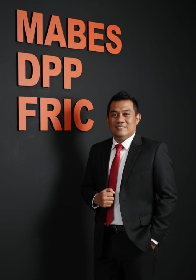 
 Sekjen FRIC Sampaikan Terima Kasih Atas Kiriman Bunga Ucapan di Peresmian Kantor DPP FRIC