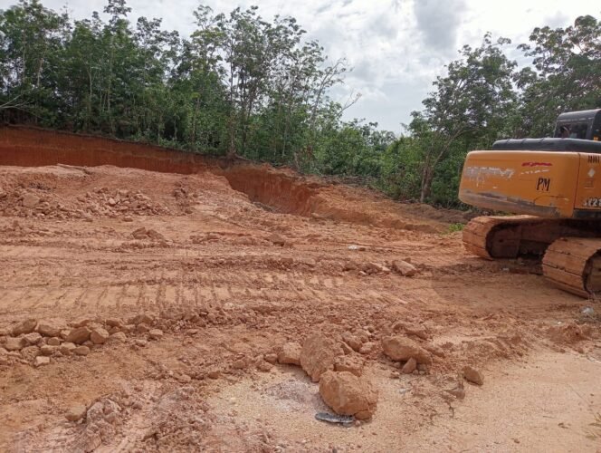 
 *Diminta Bapak Kapolda Riau Irjen Pol, Herry Heryawan Tindak Tegas Pengelolah Galian (C) Diduga ilegal Di Kelayang*