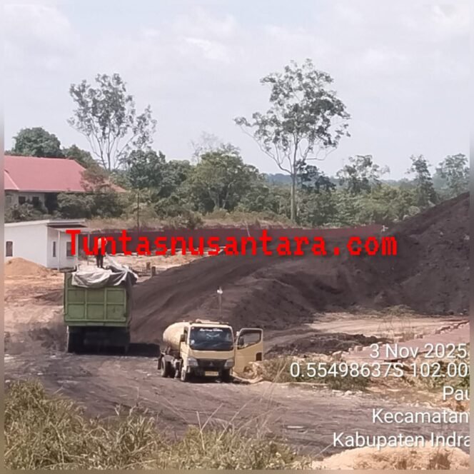 
 Warga Keluhkan Abu Bertebaran dari Gunung Baru di Kecamatan Peranap, Diduga DLH Inhu Lepas Tanggung Jawab