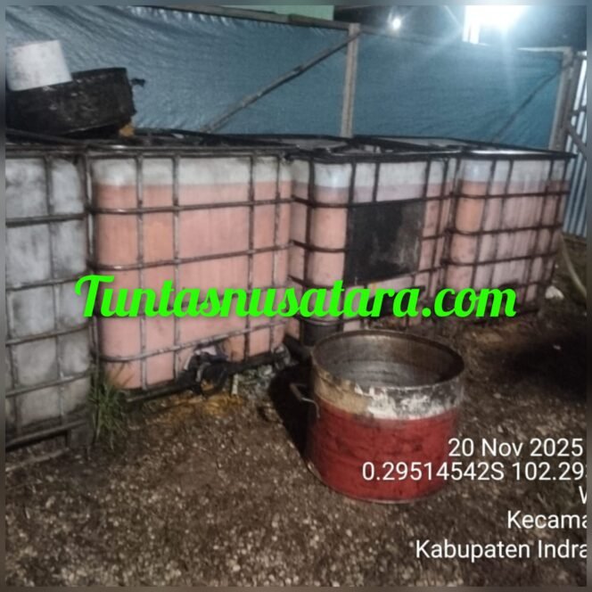 
 Ribuan Liter CPO Tak Bertuan Maraknya di Jalan Lintas Timur Kecamatan Lirik, Resah Warga Pengguna Jalan Harap di Tertibkan