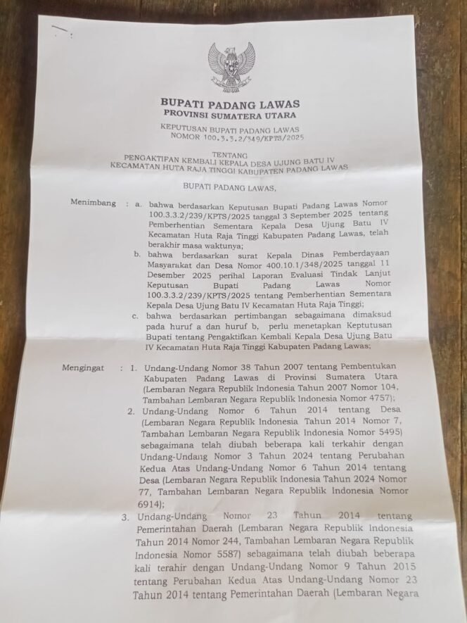 
 Bupati padanglawas aktifkan kembali kades Ujungbatu 4 berpotensi di PTUN warga