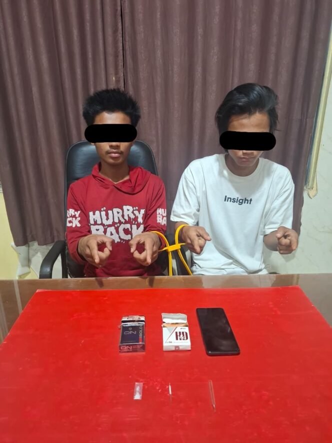 
 Tim Elang Kuantan Polres Kuansing Ungkap Peredaran Sabu di Beringin Taluk, Dua Pelaku Diamankan