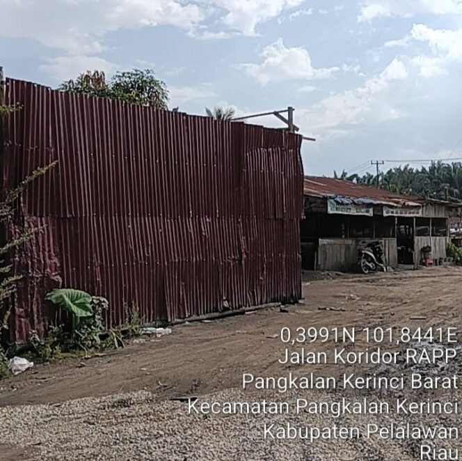 
 Usai Dugaan Gudang Solar Subsidi Terungkap, Pria Bernama Kasno Datangi Awak Media