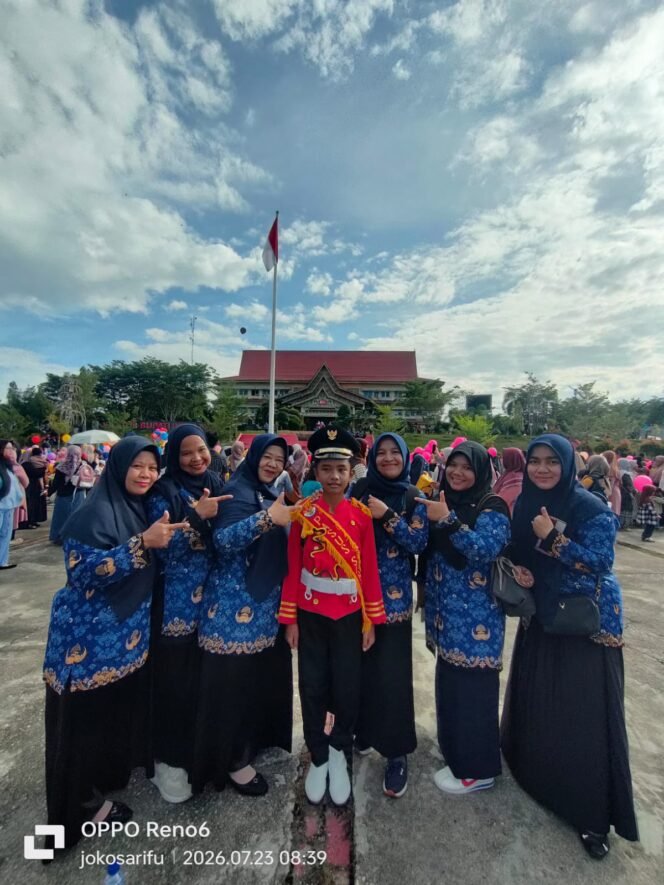 
 Perdana Jadi Komandan Upacara Kabupaten, Hamdan Ali Rasyid Tampil Memukau