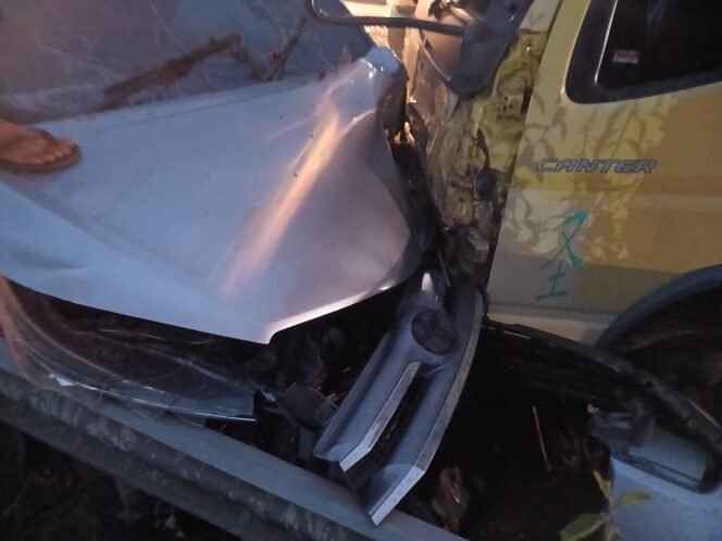 
 Dua Korban Kecelakaan Maut Jalur Riau-Sumut Dirujuk ke RS Syafira Pekanbaru, Supir Travel Masih Buron